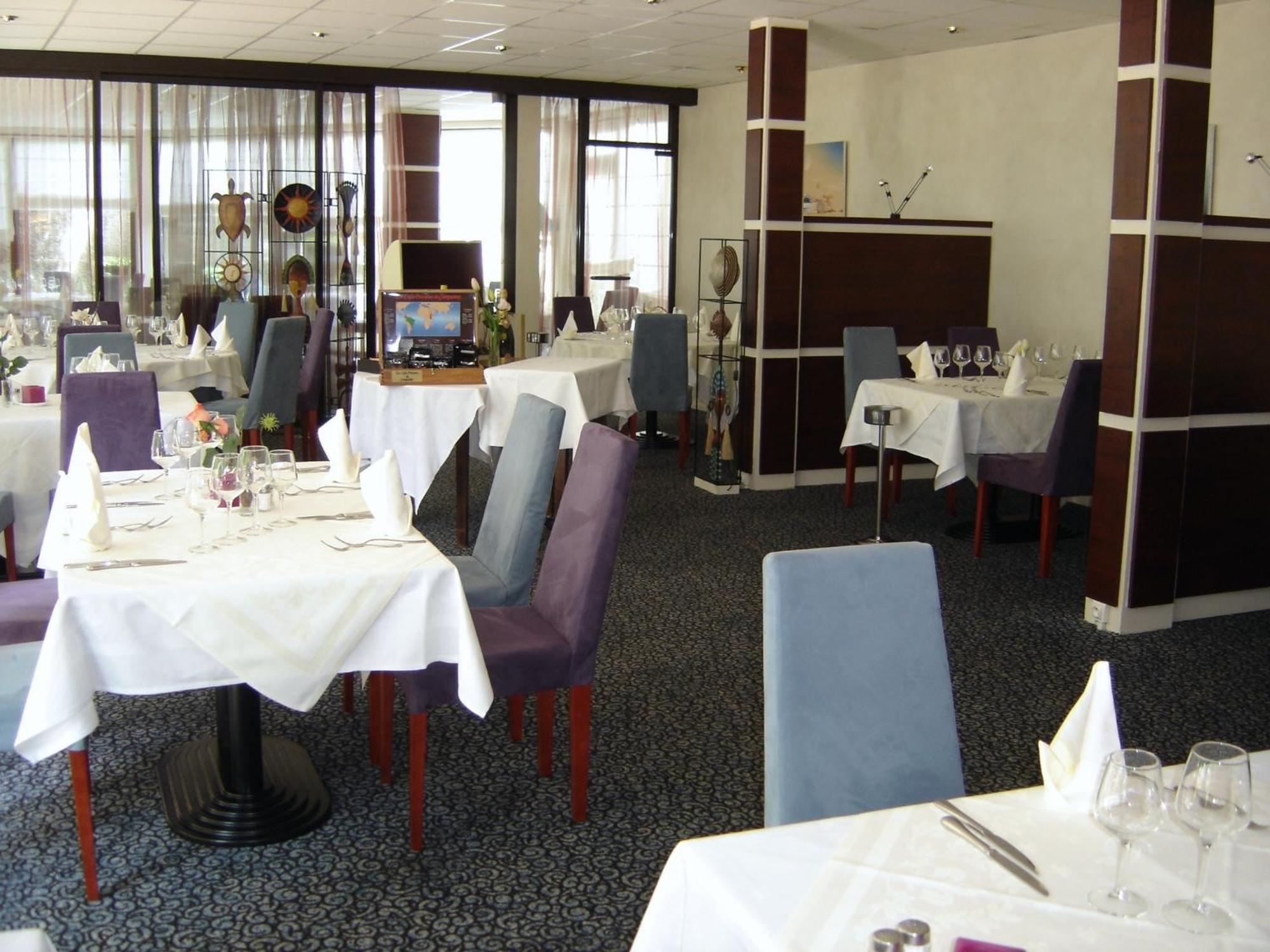 Hotel Restaurant Du Parc De La Colombiere Dijon Exteriör bild